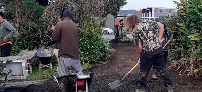 Cleaning up a Wairoa driveway