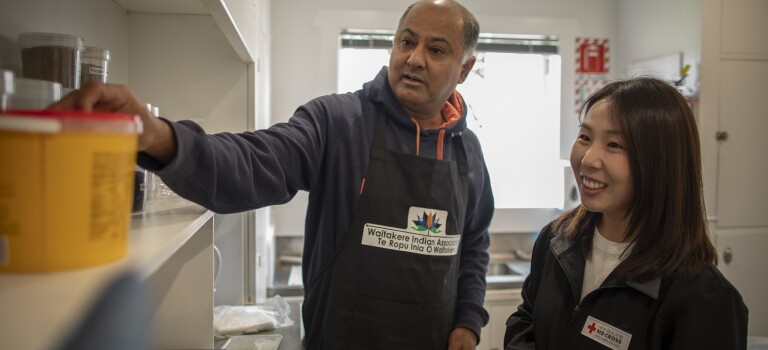 Sunil Kaushal of the Waitakere Indian Association with Red Cross co-ordinator Joan Lee