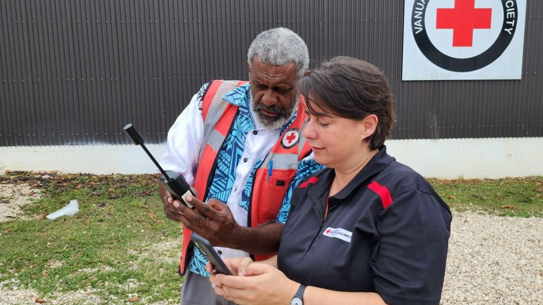 Satellite equipment makes a difference in Vanuatu