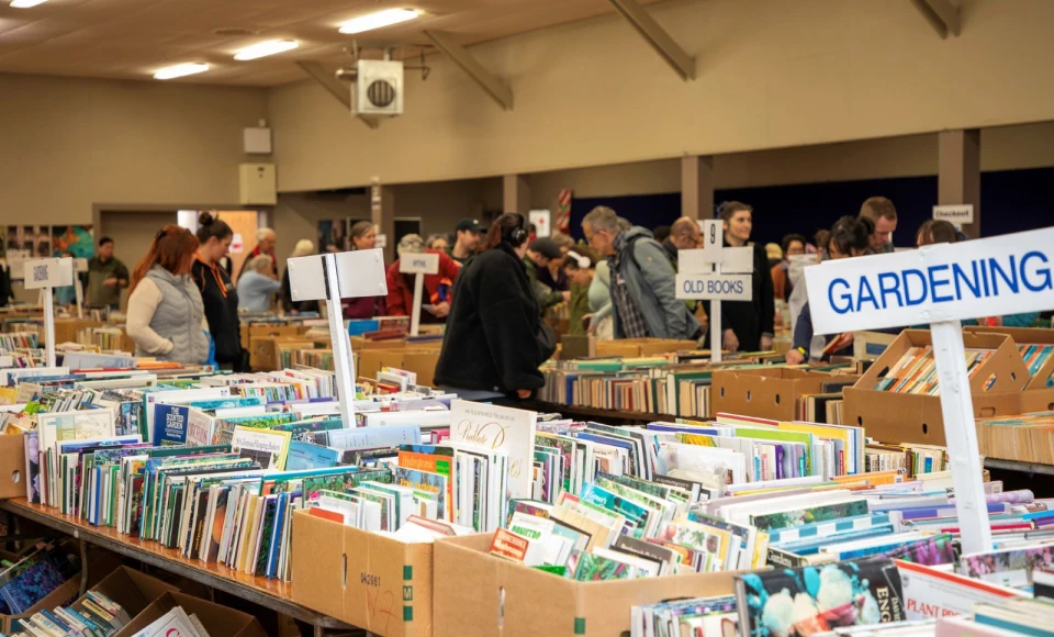 20250530 AnnualBookSale2025 PalmerstonNorth SD  (23)