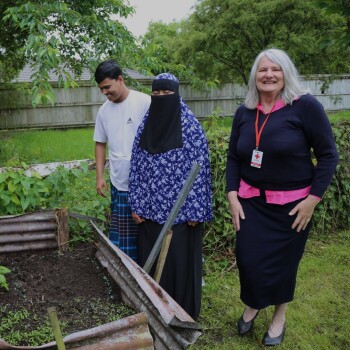 Refugee support volunteer, Rose Osborne with Ahsan Ullah, Sabekum Nahar