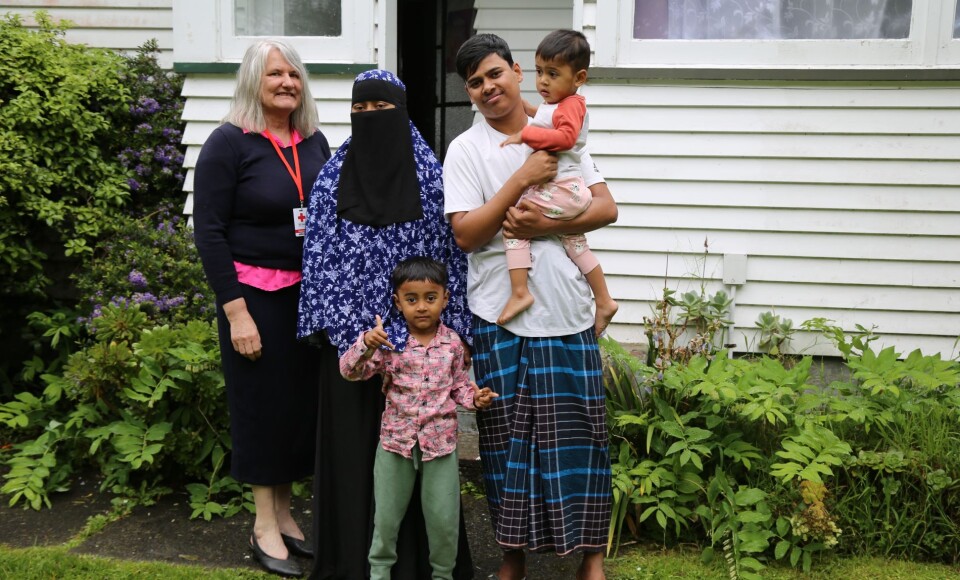RSV Rose Osburne and refugee family Palmerston North